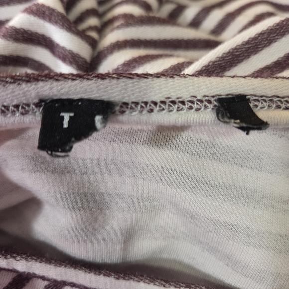 Torrid Burgundy and White Striped Long Sleeve Top Size XL - Picture 4 of 5